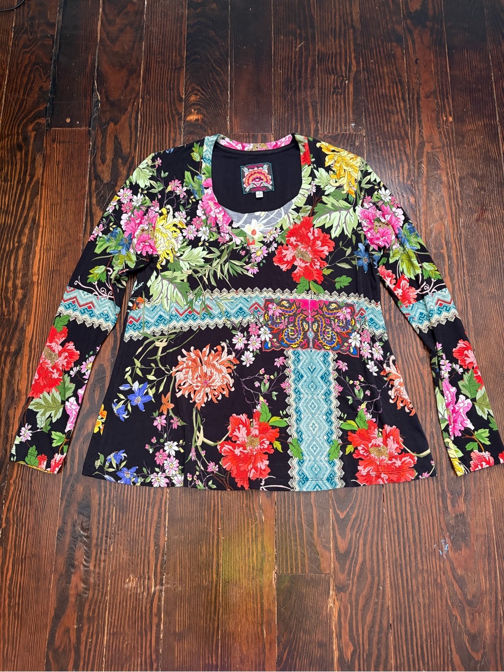 Johnny Was Women's Favorite Multicolor Black Floral Long Sleeve Blouse Tee Small
